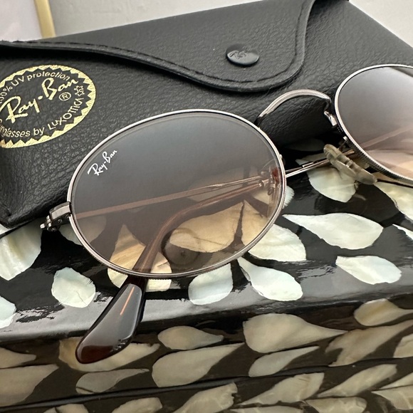 Ray-Ban Gunmetal and Brown Gradient Oval Sunglasses - Picture 2 of 5